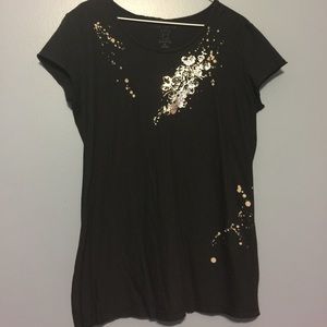 The Limited Perfect Tee