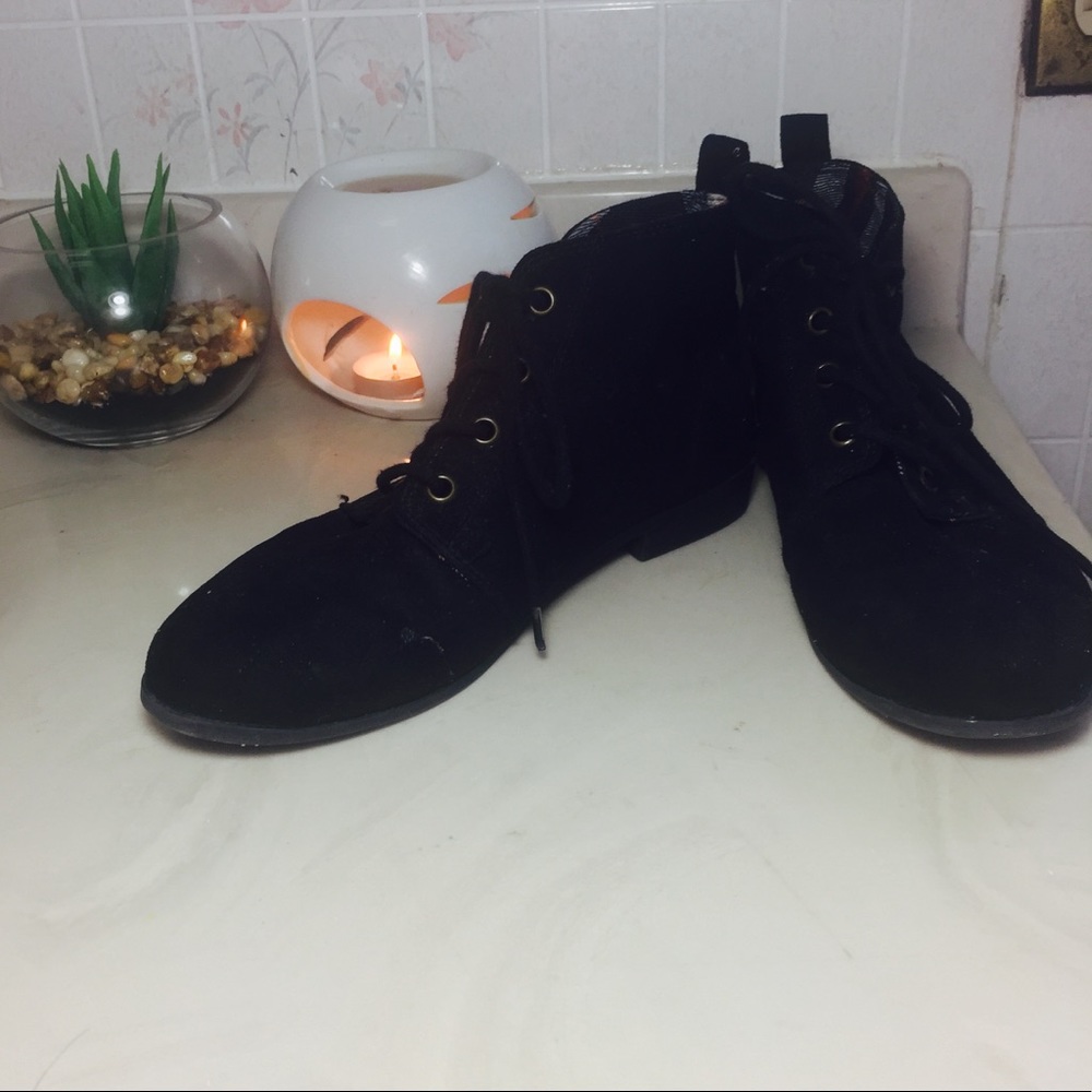 Ankle boots