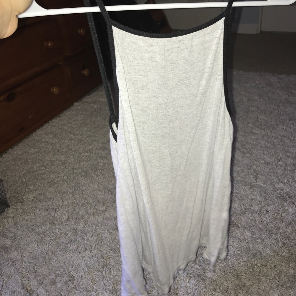 emma and sam scoopback top