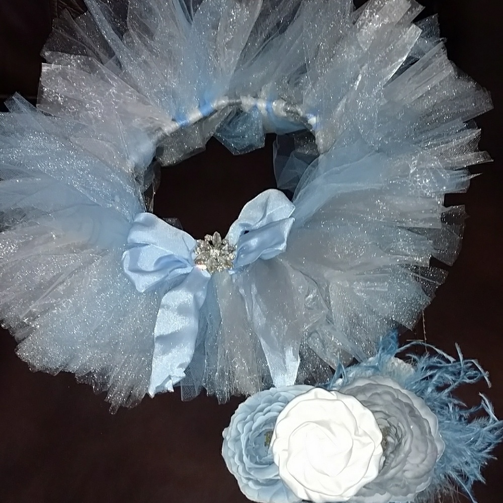 Frozen themed 0-3 three little girl tutu& headband