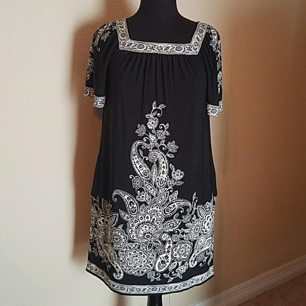 Black and white dress