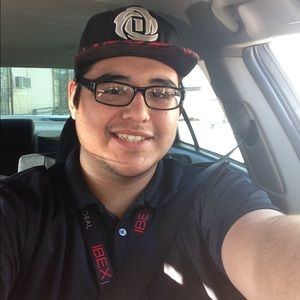 Meet your Posher, Claudio