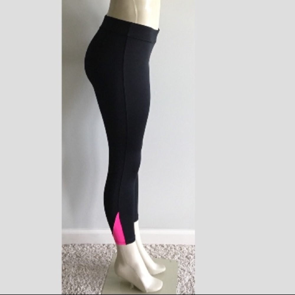 $15💋Brand New Sexy Fila Dynamic 3/4 Leggings