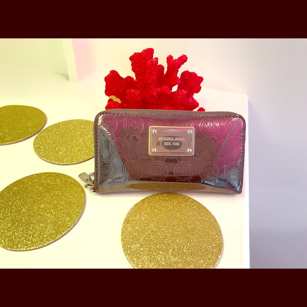 Michael Kors wallet
