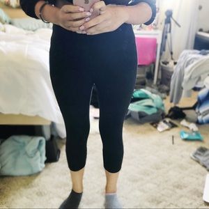 Black lululemon leggings