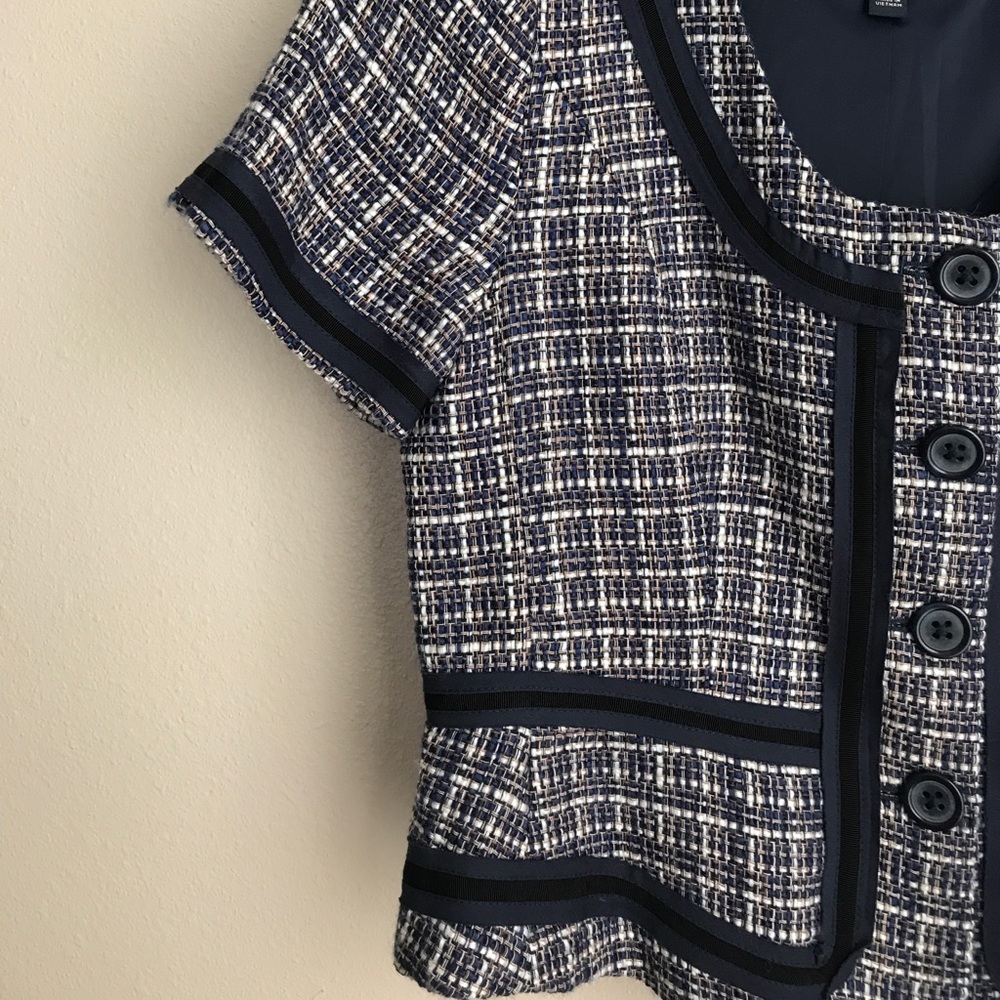 Blue tweed short sleeved blazer