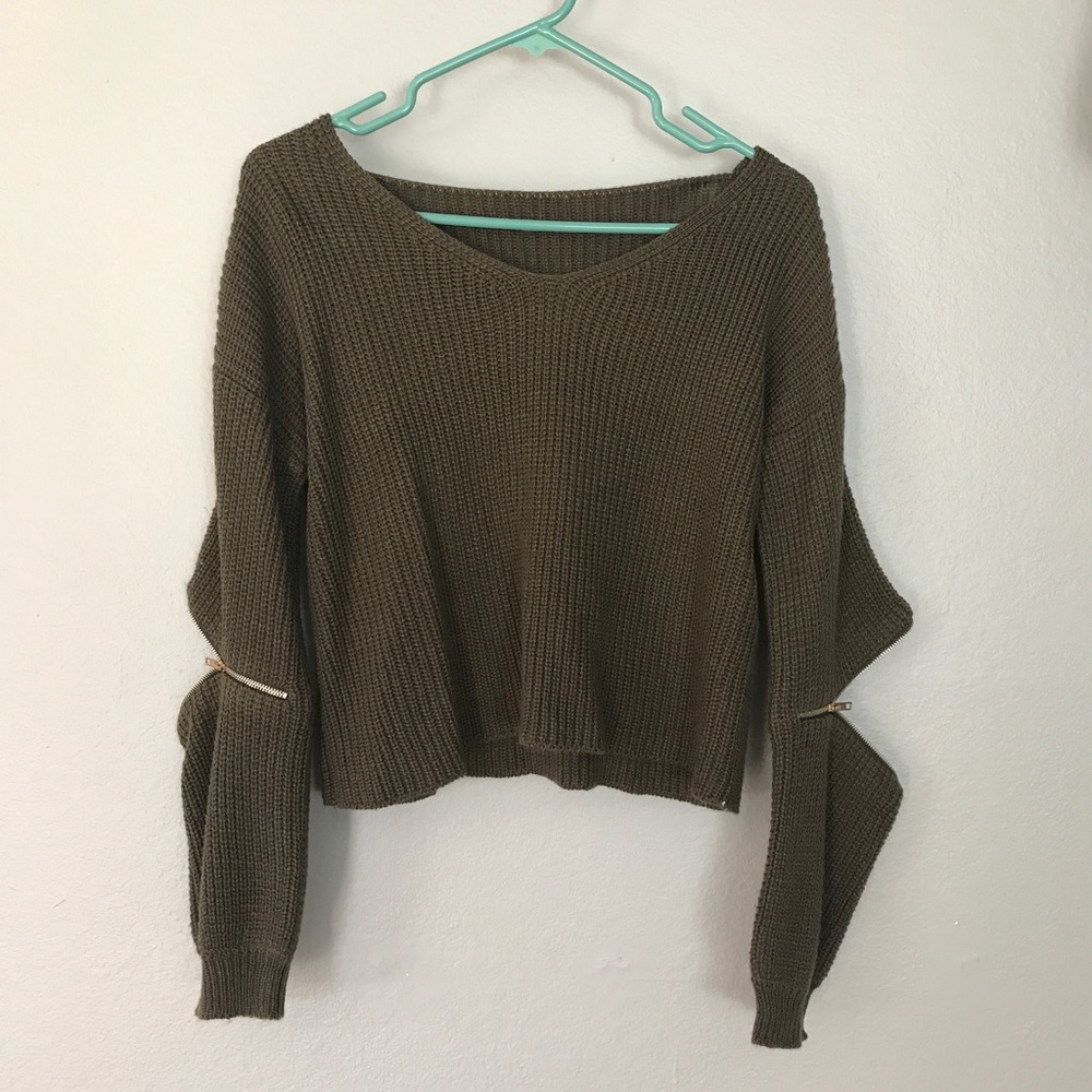 Brown zippered elbow sweater NWOT