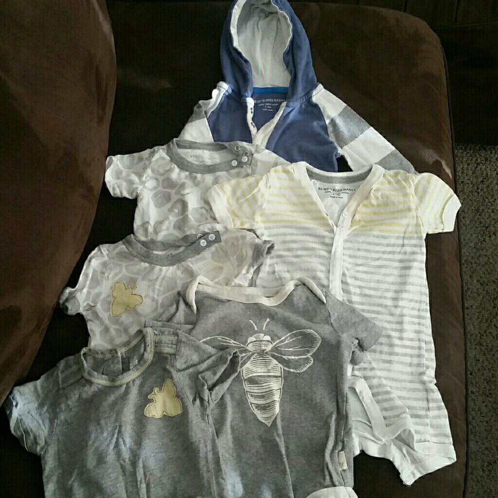 Burts bee's baby lot organic GUC **6 pieces**
