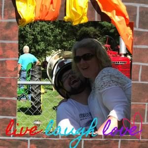 Meet your Posher, Christia