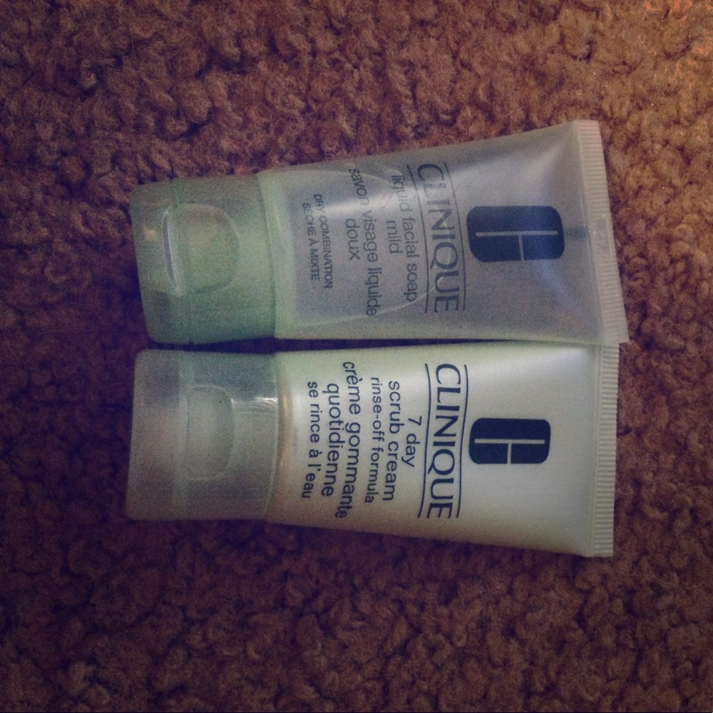 CLINIQUE SKIN CARE BUNDLE