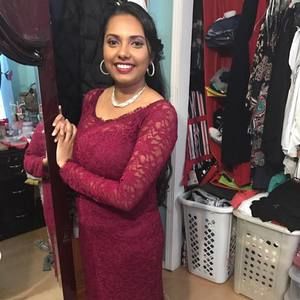 Meet your Posher, Lorita