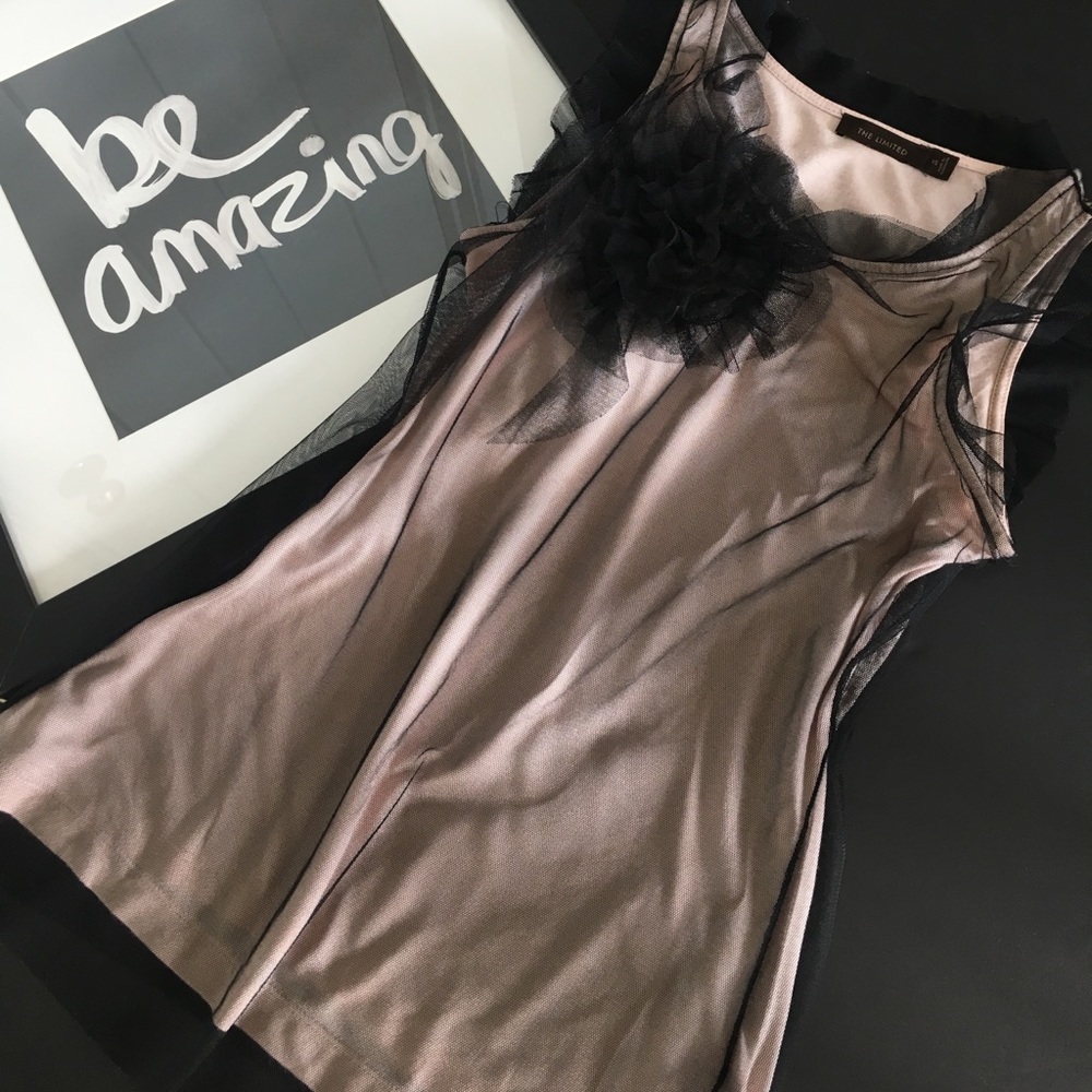 The Limited Sleeveless Top with Mesh Flower
