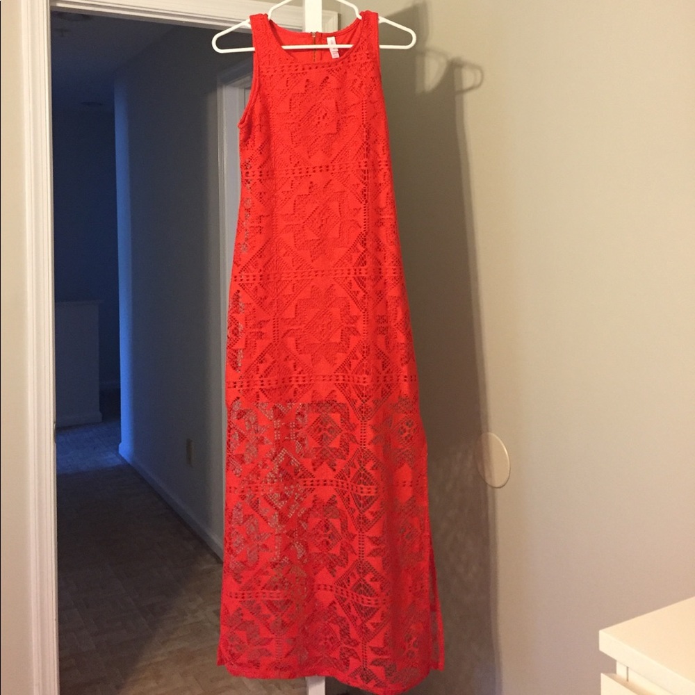 Lace maxi dress