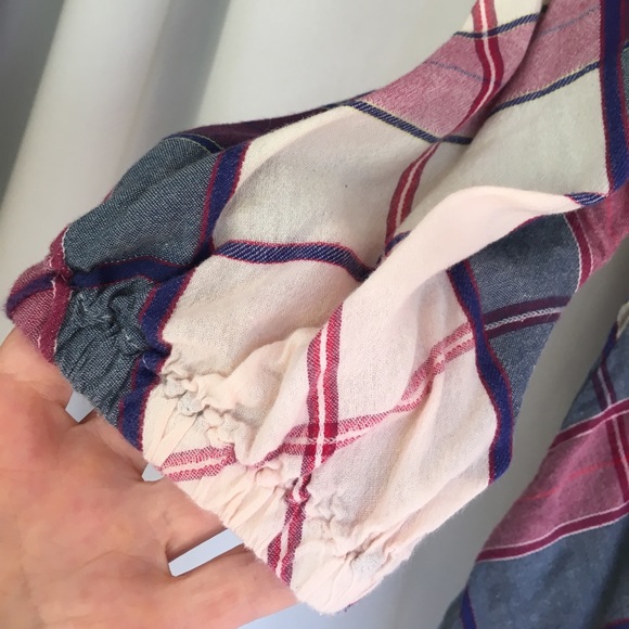 Loose-fitting and colorful Converse blouse - Picture 4 of 5