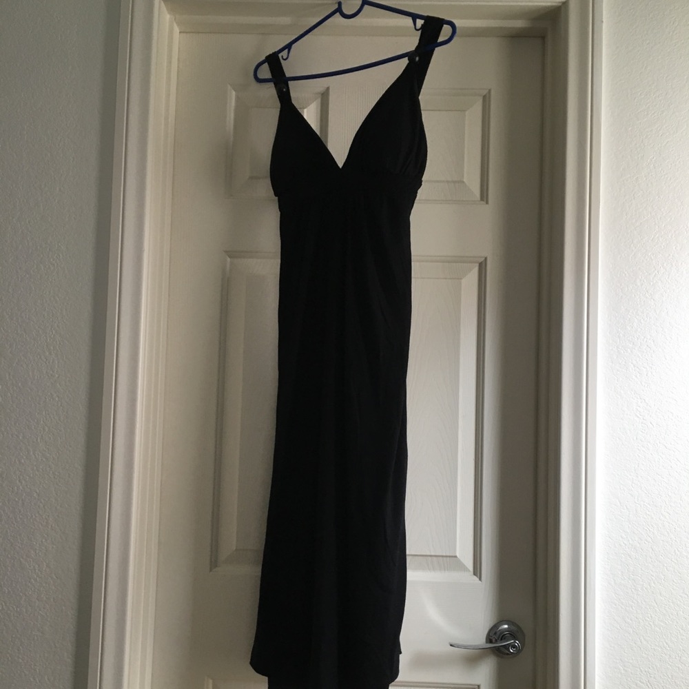 black dress for summer