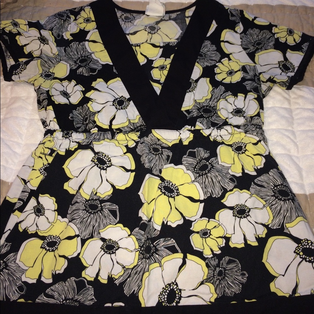 Scrub top