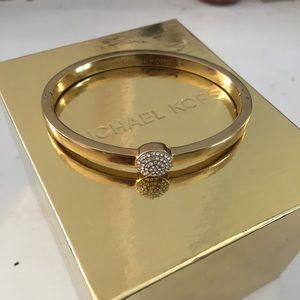 MICHAEL KORS GOLD PAVÉ DETAIL BRACELET