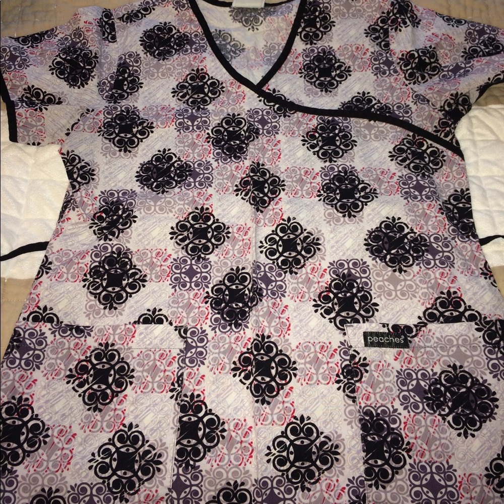 Scrub top