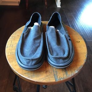 Sanuk shoes