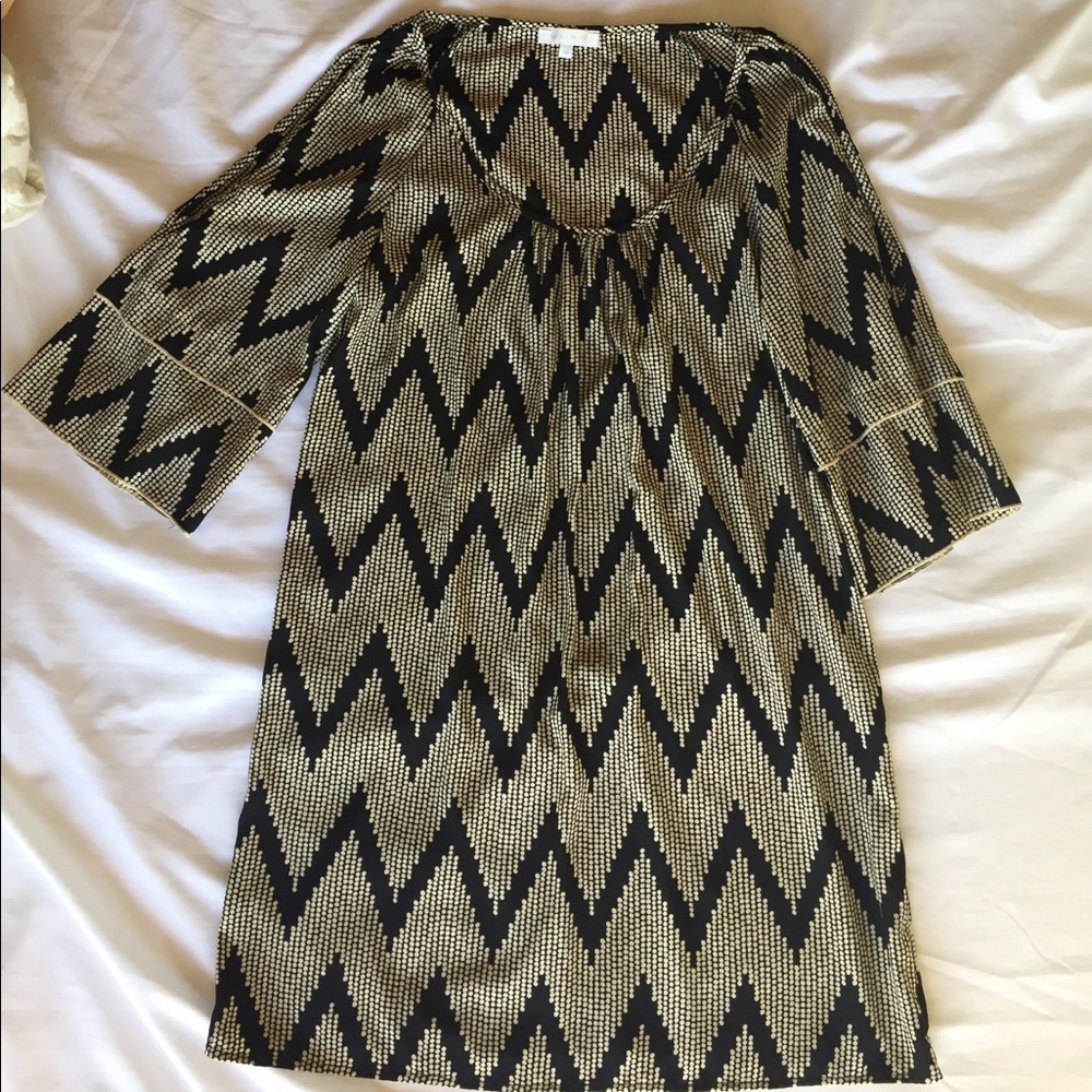 Cold-shoulder GLAM dress