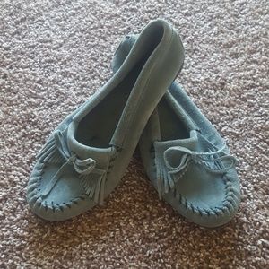 Minnetonka Kilty Hardsole Moccasins