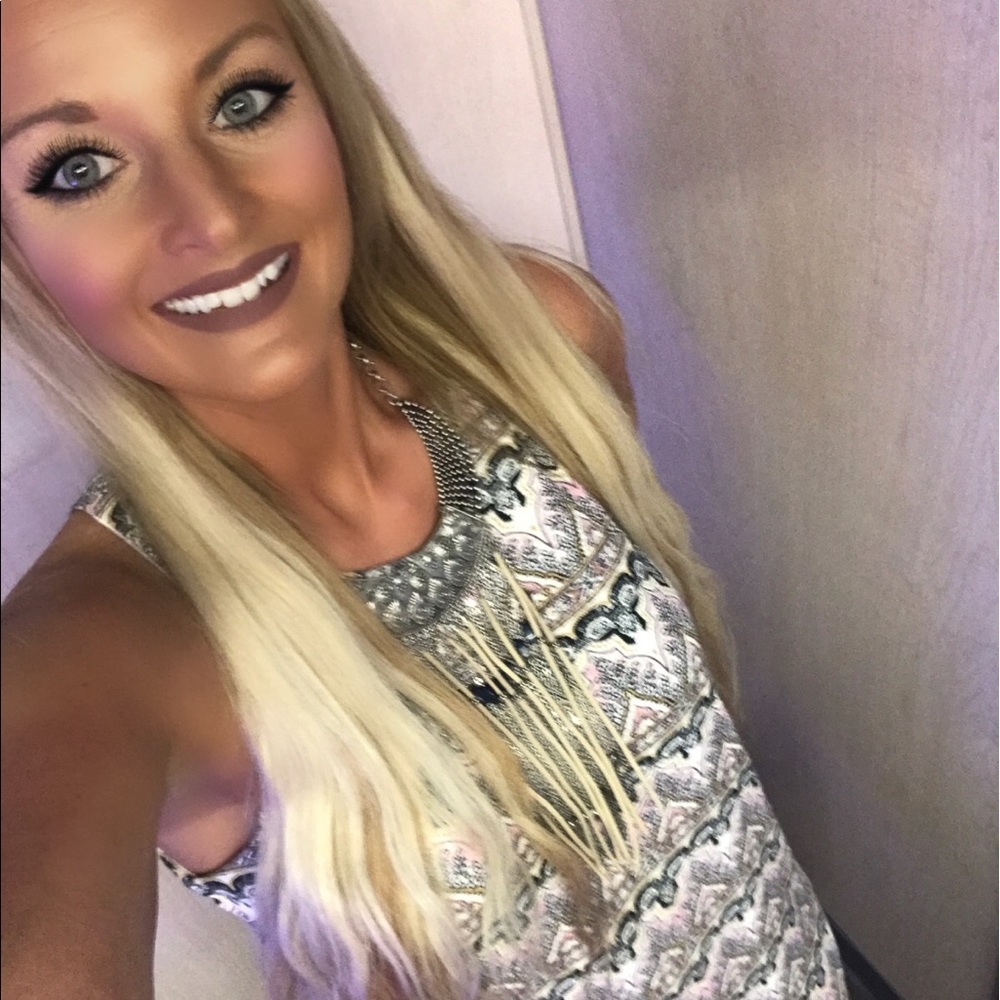 Meet your Posher, Alicia