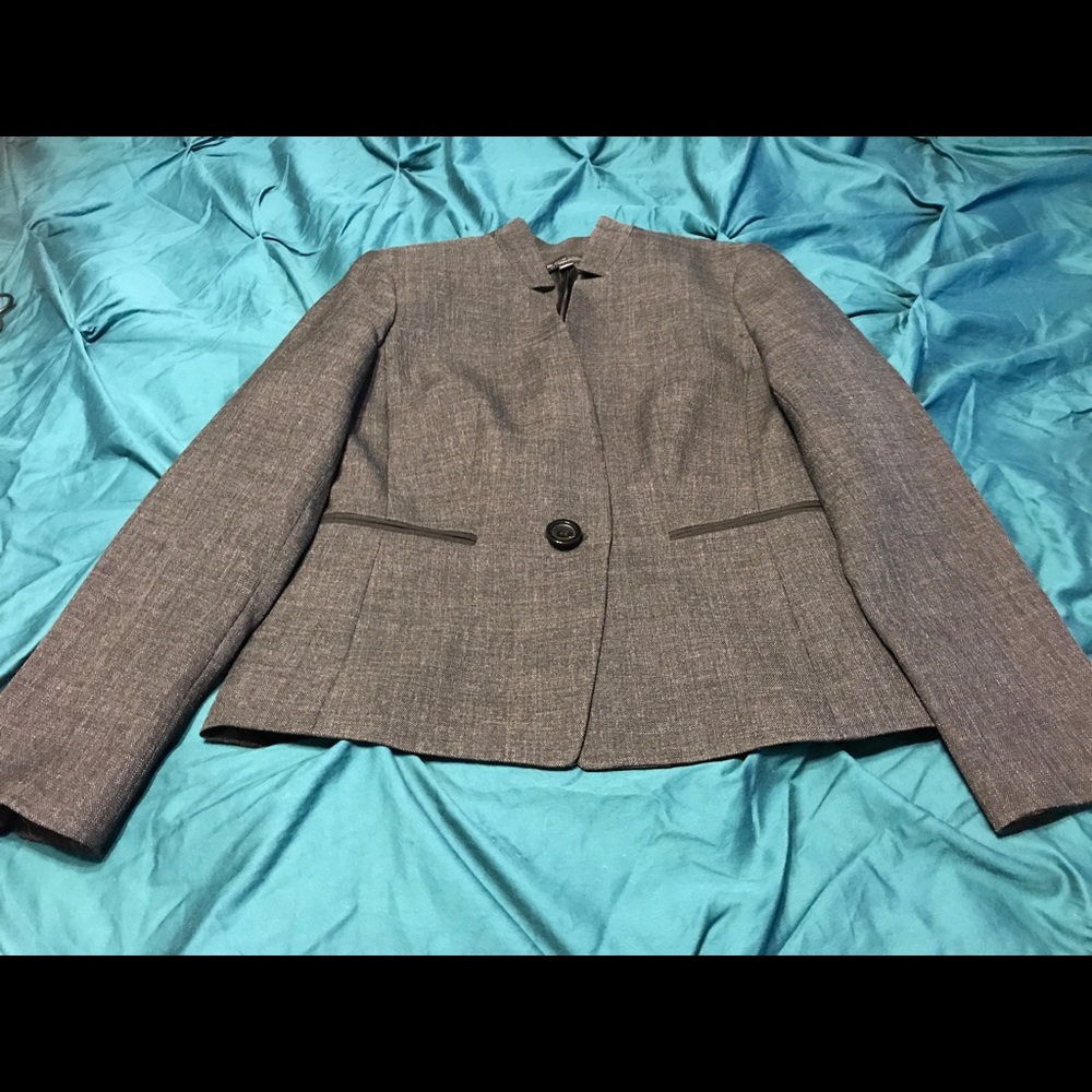 Black Label by Evan-Picone B&W Suit Size 6
