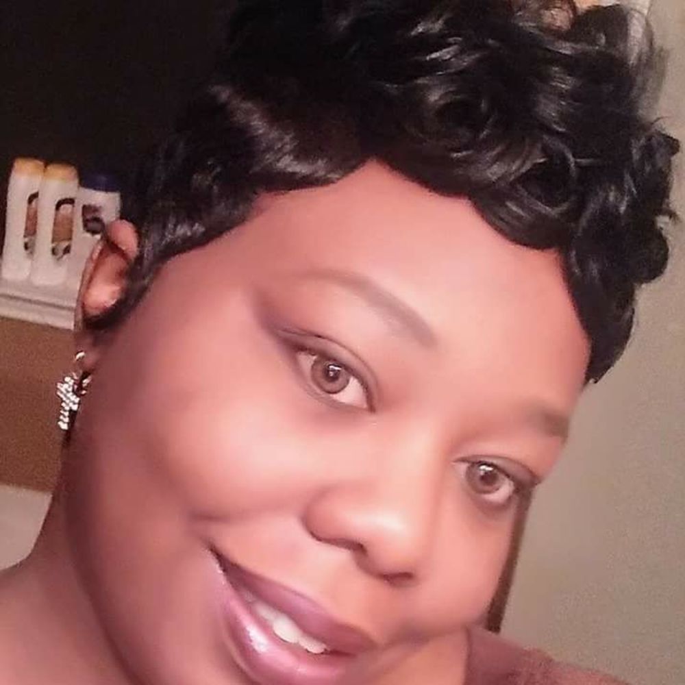 Meet your Posher, Shemica