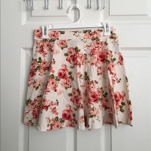 White skirt w/ pink flowers NWOT