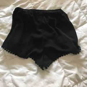 Black shorts LA hearts/ PAC sun