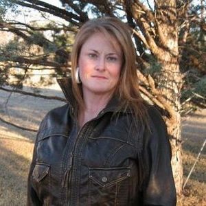 Meet your Posher, Carrie