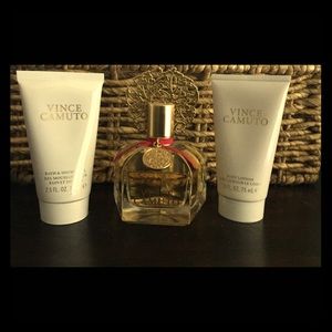 🛍🎉SUPER DEAL!!! Vince Camuto Gift Set - No box