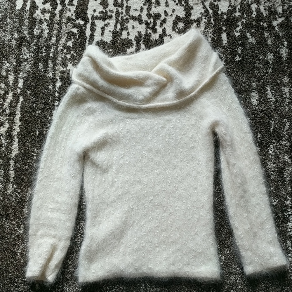 Bebe Angora Winter White Sweater