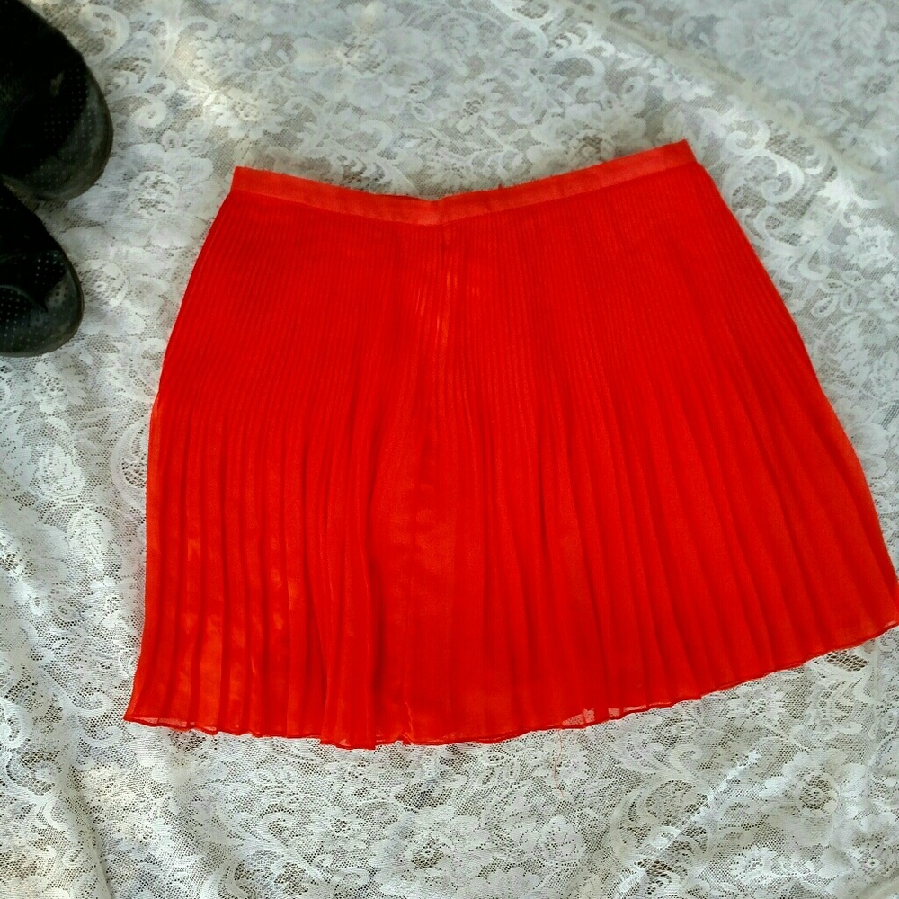 Heart Crush Orange Sz 3 Jr Accordion Mini Skirt.