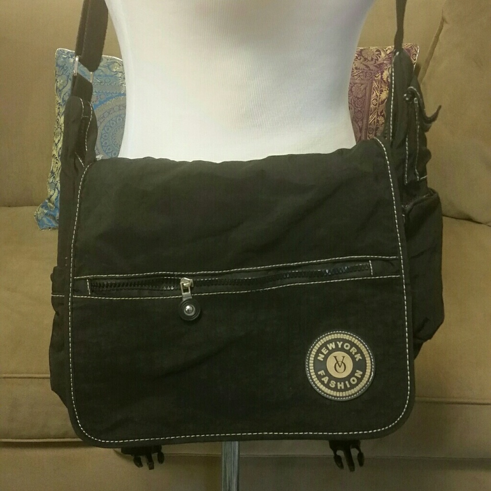 Black Shoulder Bag