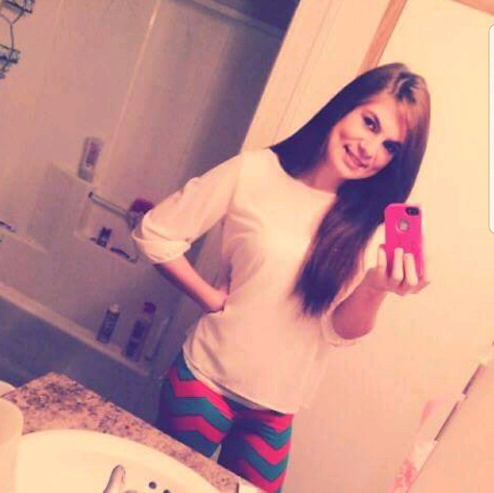 Meet your Posher, Reagan