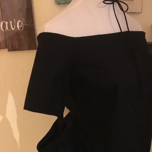 Bebe- Black off shoulder, elbow cut out shirt - Picture 2 of 5