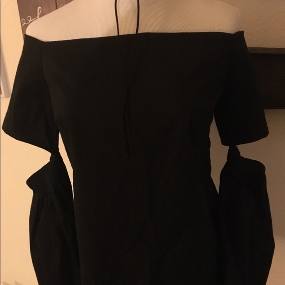 Bebe- Black off shoulder, elbow cut out shirt - Picture 3 of 5
