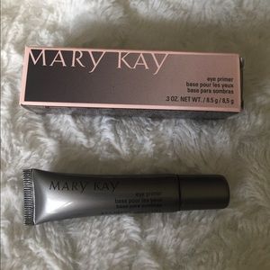 MK eye primer