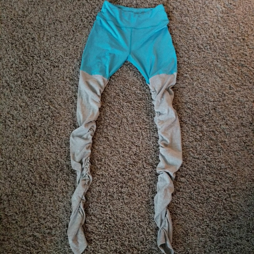 High waisted yoga pants new w/o tags