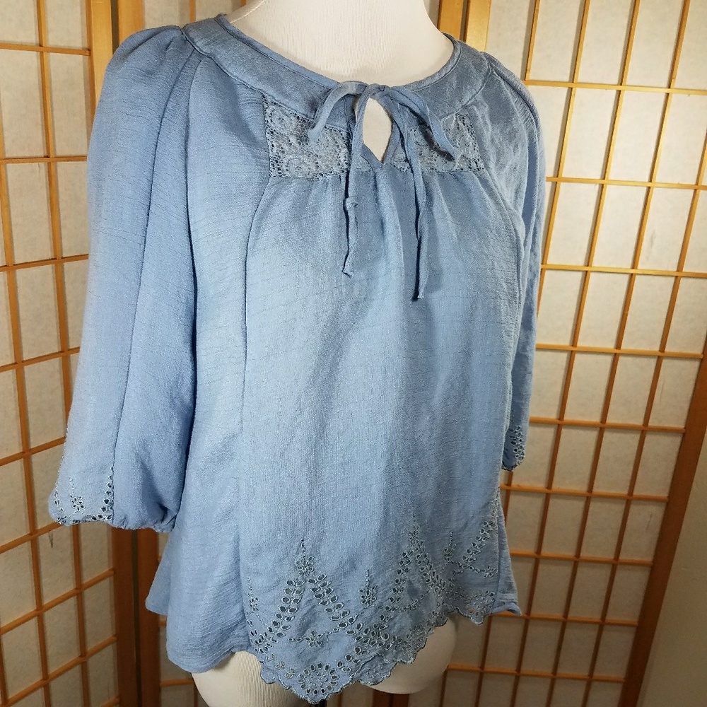 Fig and Flower light blue eyelet trim top