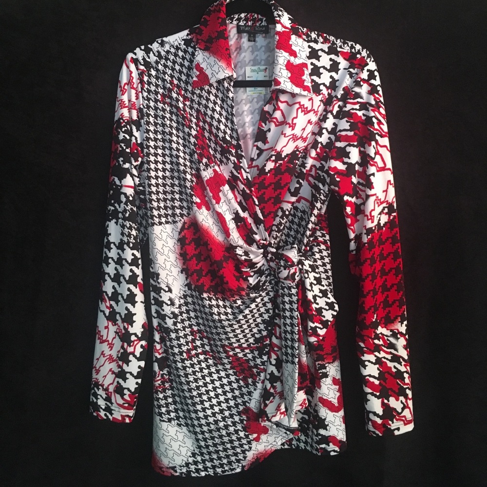 NWT * Max & Rina tie wrap around shirt