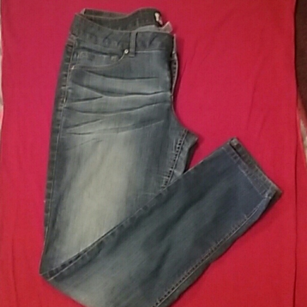 Women's jeans