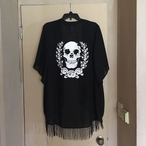 Black & White Skull Fringe Kimono Top