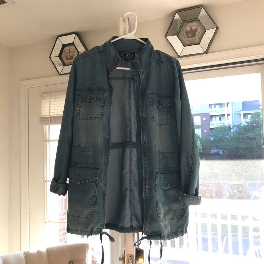 Light denim jacket perfect for fall transition