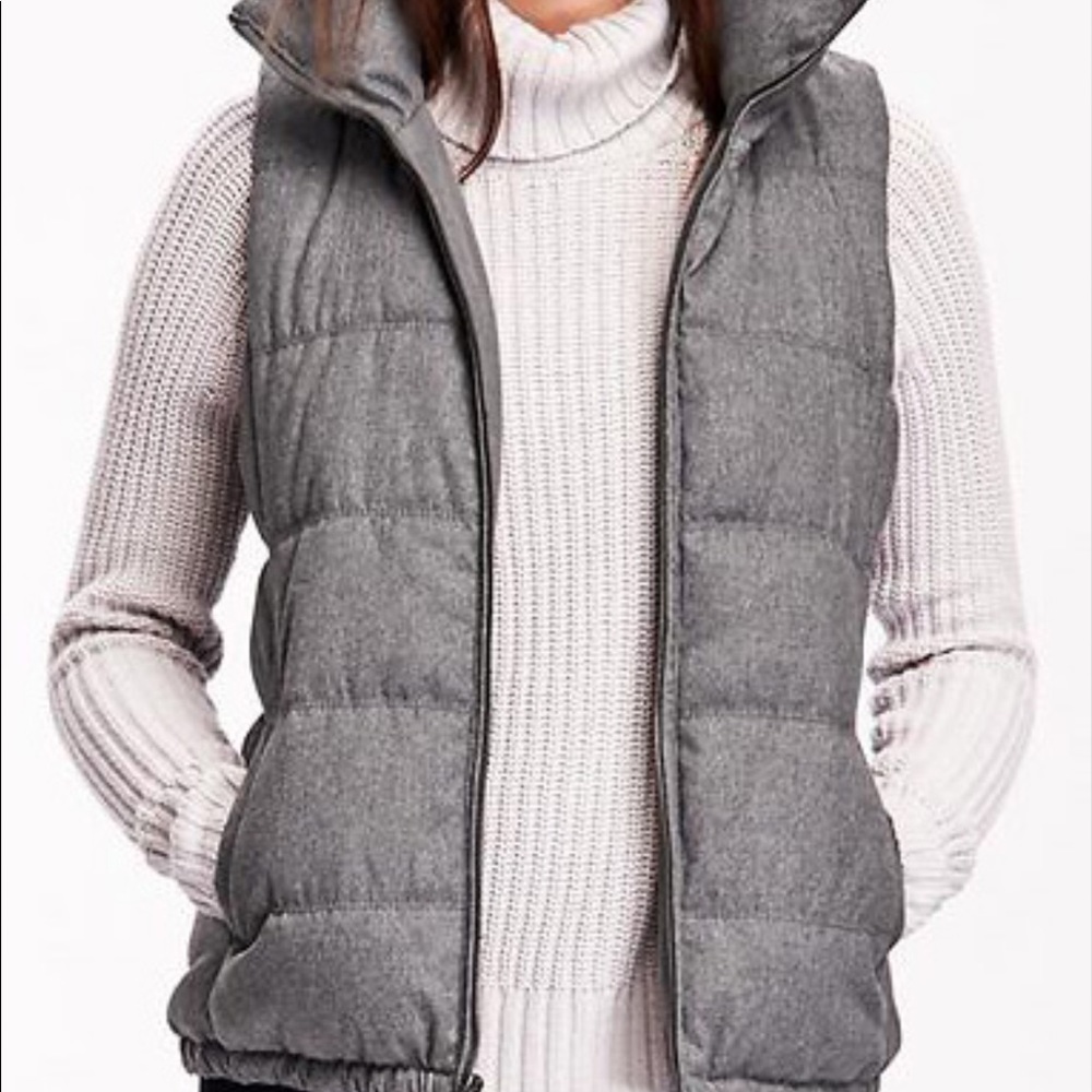 Grey puffer vest