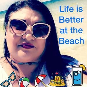 Meet your Posher, Beatriz