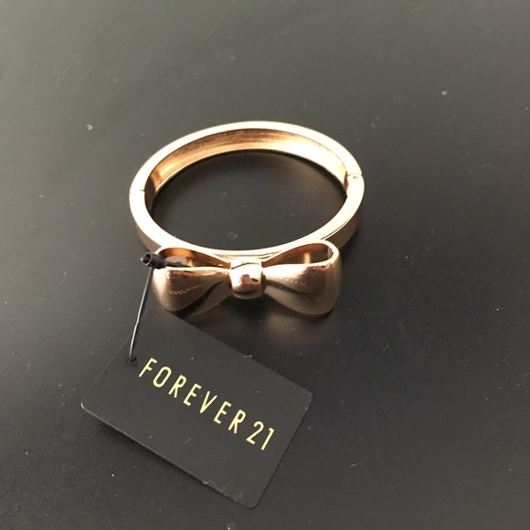 Bow Bangle - Picture 2 of 3