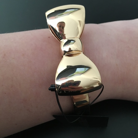 Bow Bangle - Picture 3 of 3
