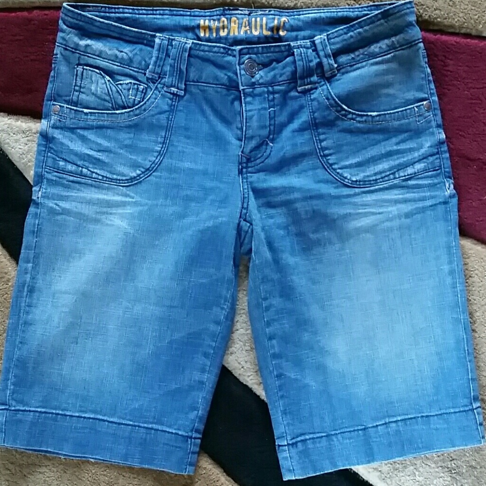 Hydraulic shorts